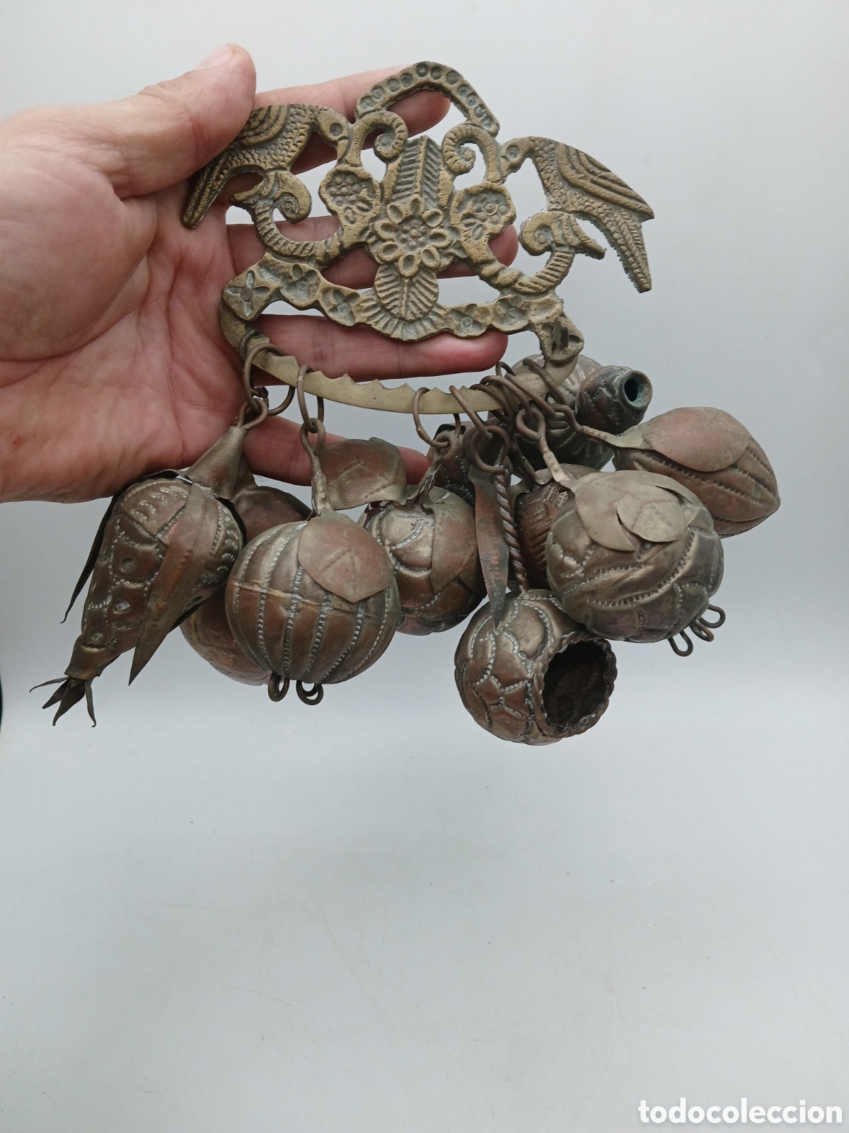 Antig&uuml;edades: Amuleto Penca de Balangadan. Bronce y lat&oacute;n - Foto 1