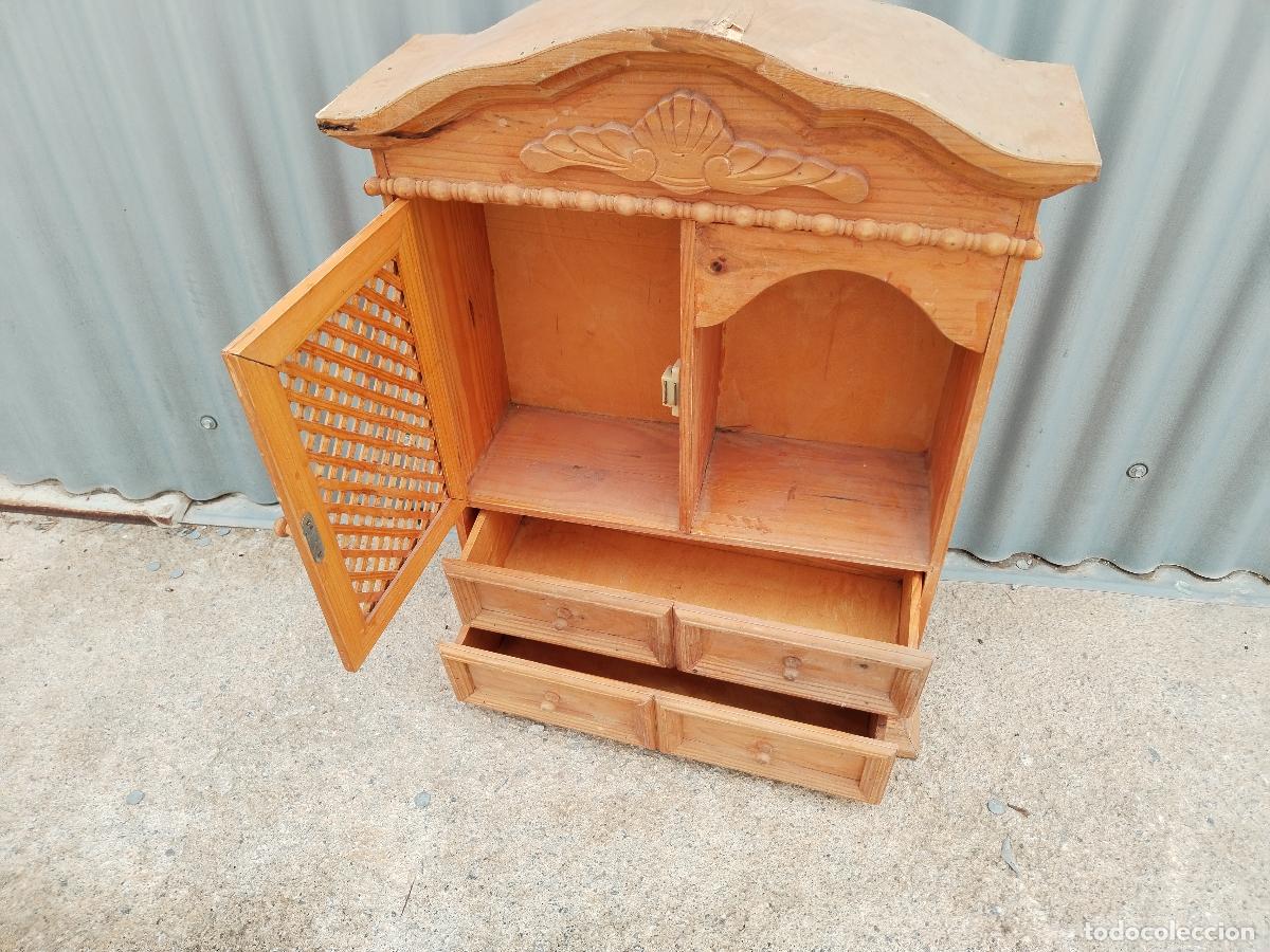Antig&uuml;edades: armario repisa de madera - Foto 4
