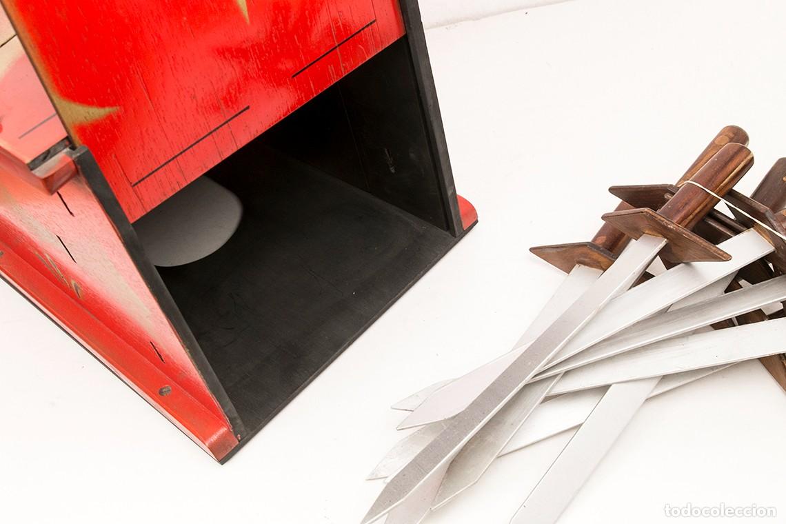 Antig&uuml;edades: CAJA DE ESPADAS - TRUCO DE MAGIA - Foto 5