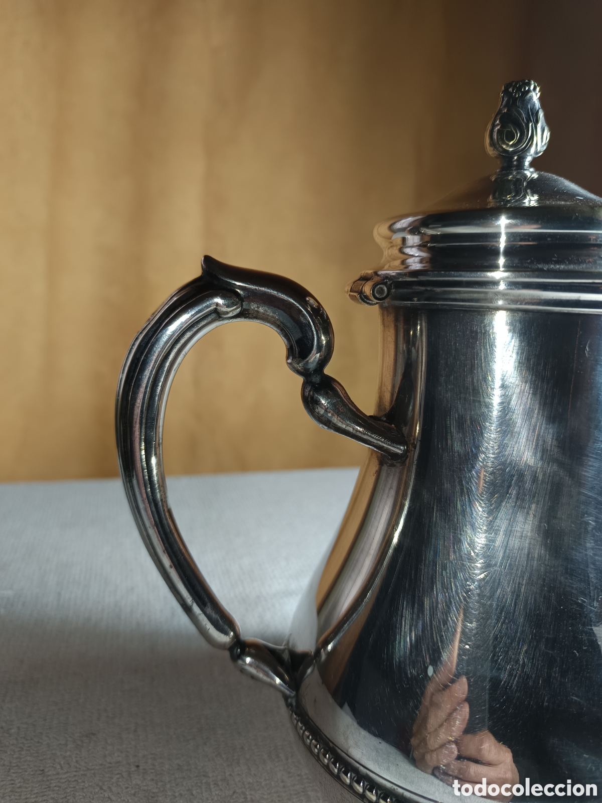 Antig&uuml;edades: tetera cafetera de alpaca plateada con sello en base. - Foto 4