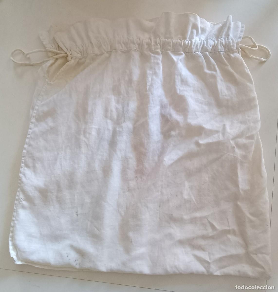 Antig&uuml;edades: BOLSA DE PAN BORDADA A&Ntilde;OS 60 - Foto 2