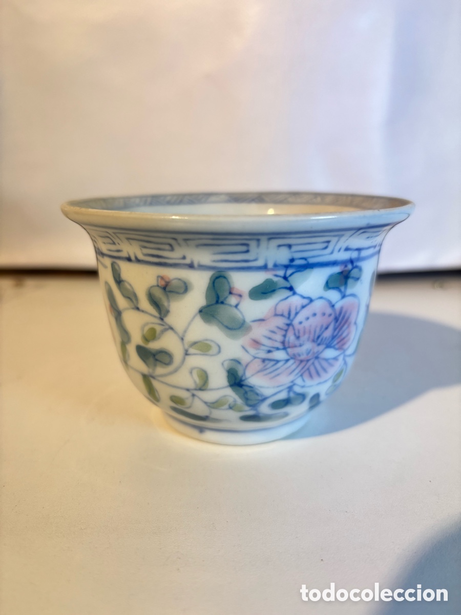 Antig&uuml;edades: Peque&ntilde;o macetero de porcelana - Foto 1