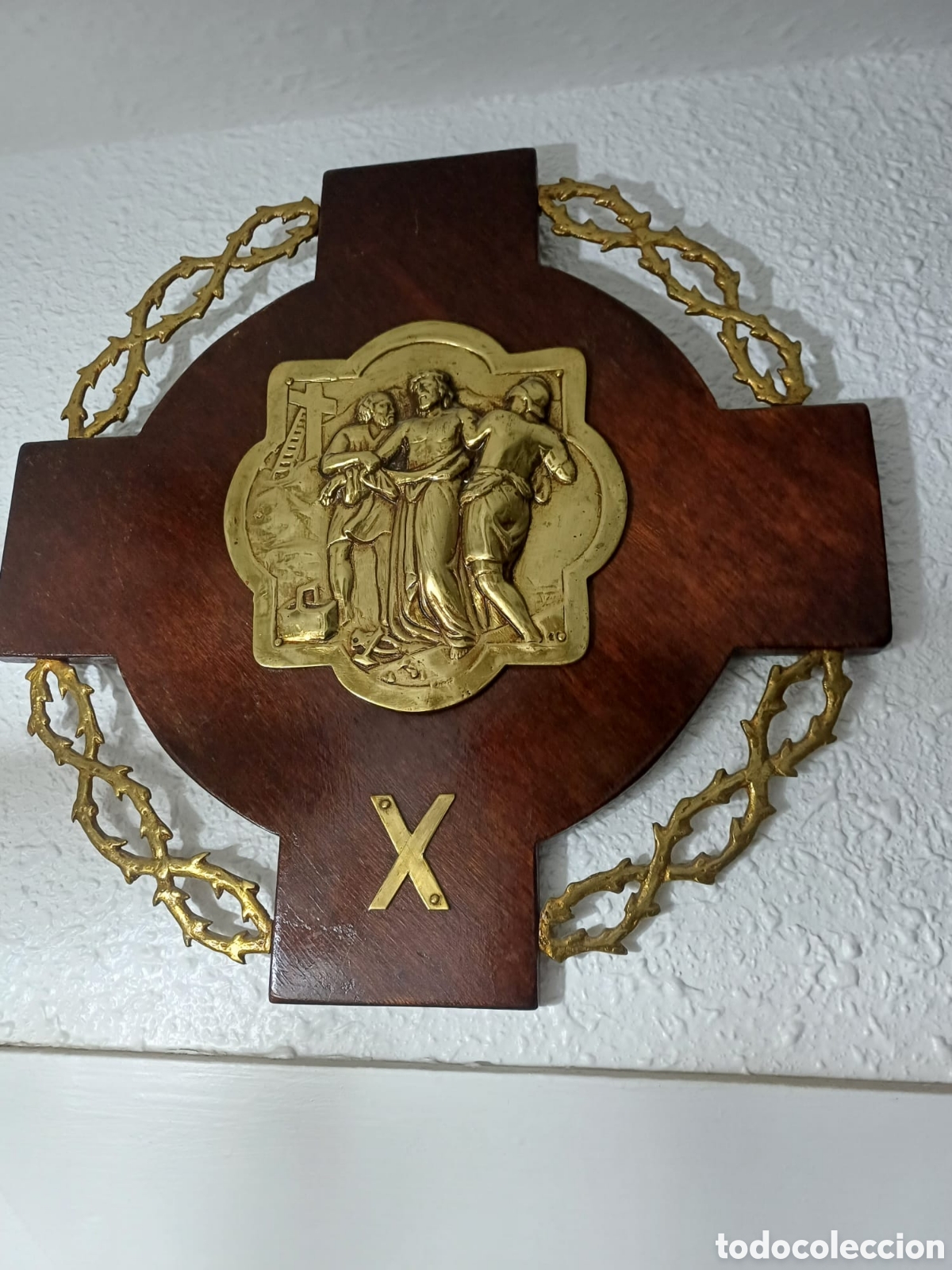Antig&uuml;edades: Viacrucis de madera y bronce - Foto 10
