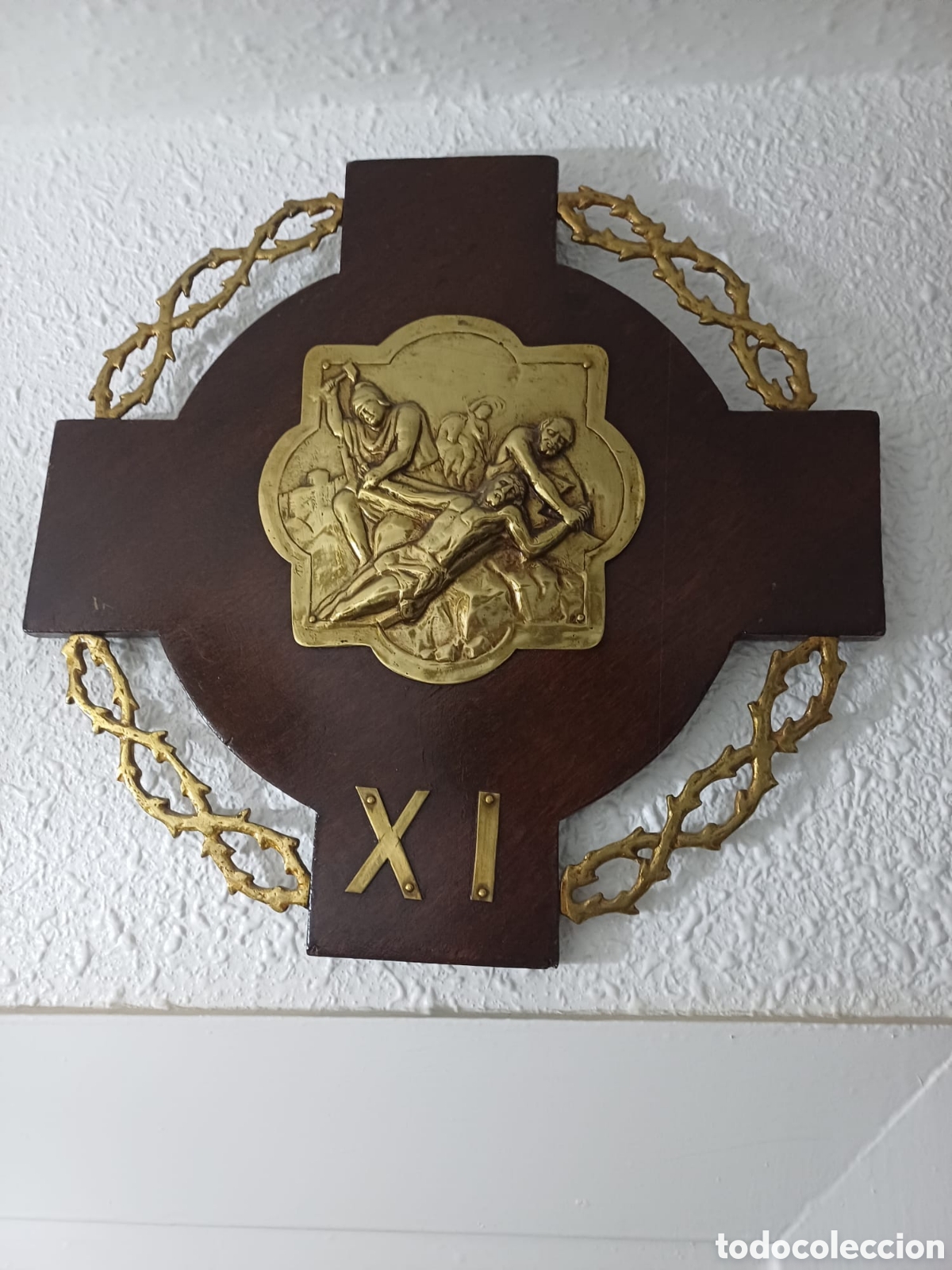 Antig&uuml;edades: Viacrucis de madera y bronce - Foto 11