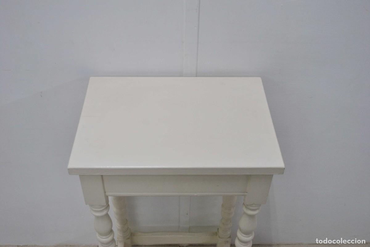 Antig&uuml;edades: MESITA BLANCA ALFONSINA - Foto 4