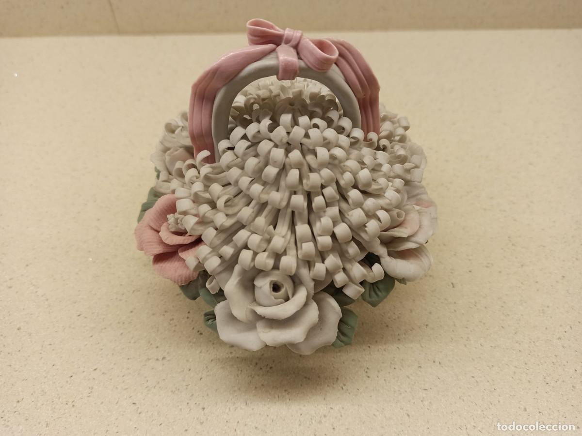 Antig&uuml;edades: CESTA FLORES PORCELANA MATE - Foto 3