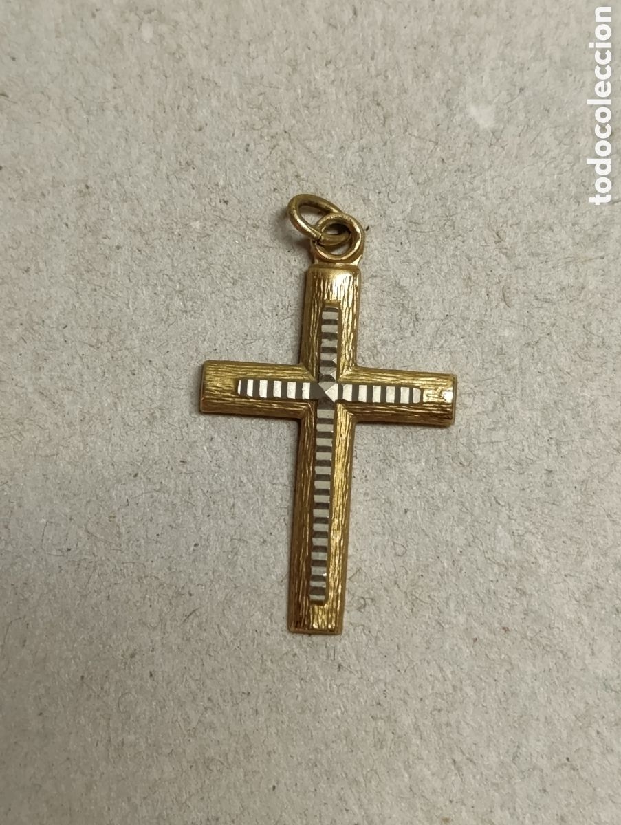 Antig&uuml;edades: CRUZ DE METAL DORADO. - Foto 1