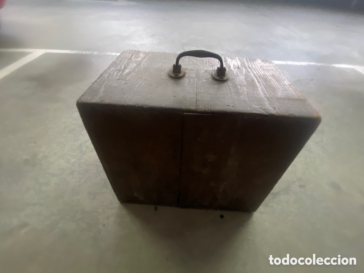 Antig&uuml;edades: Malet&iacute;n antiguo de madera noble - Foto 3
