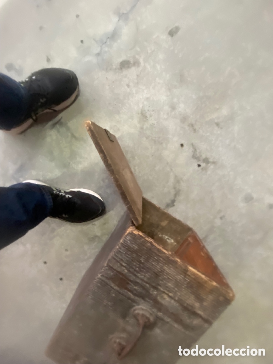 Antig&uuml;edades: Malet&iacute;n antiguo de madera noble - Foto 7