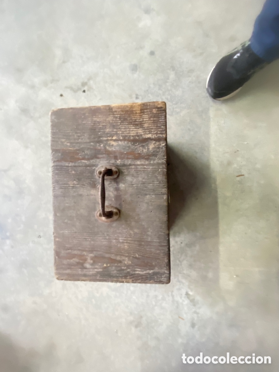 Antig&uuml;edades: Malet&iacute;n antiguo de madera noble - Foto 1