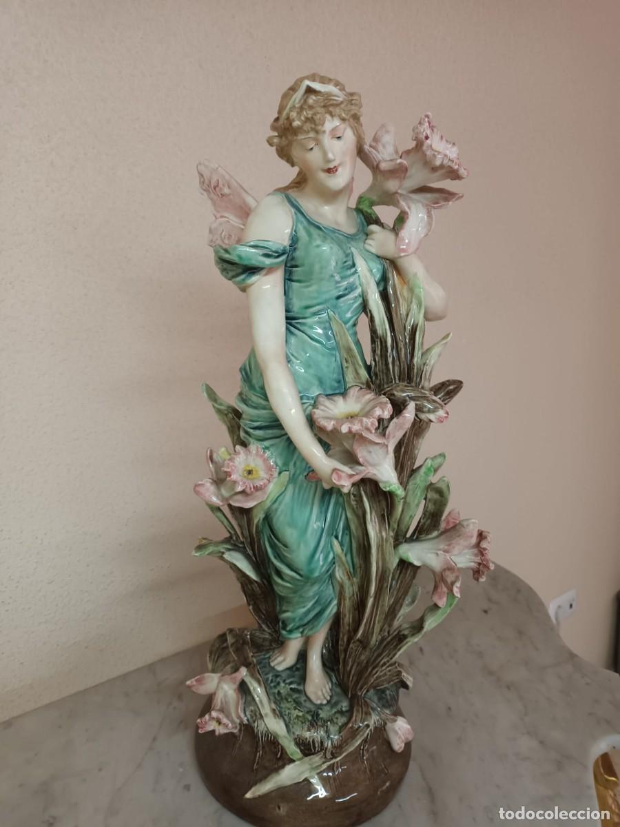 Antig&uuml;edades: D&uacute;o Ninfas de porcelana - Foto 4