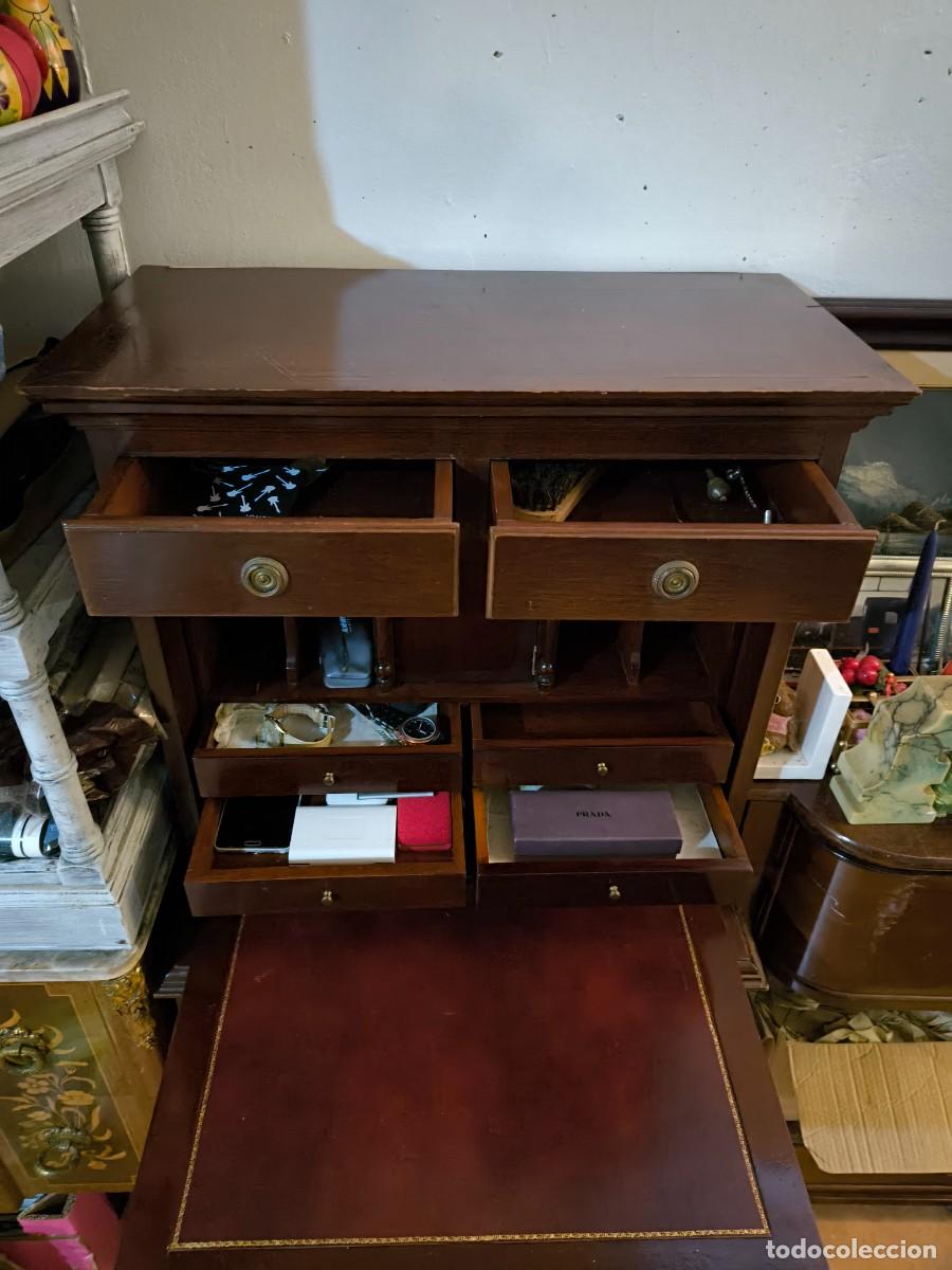 Antig&uuml;edades: Escritorio de madera. - Foto 2
