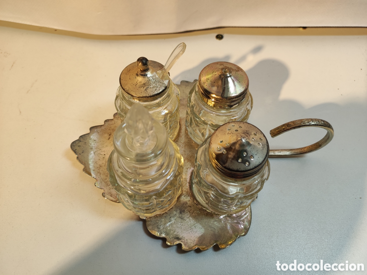 Antig&uuml;edades: Comboy de lat&oacute;n plateado y cristal - Foto 4