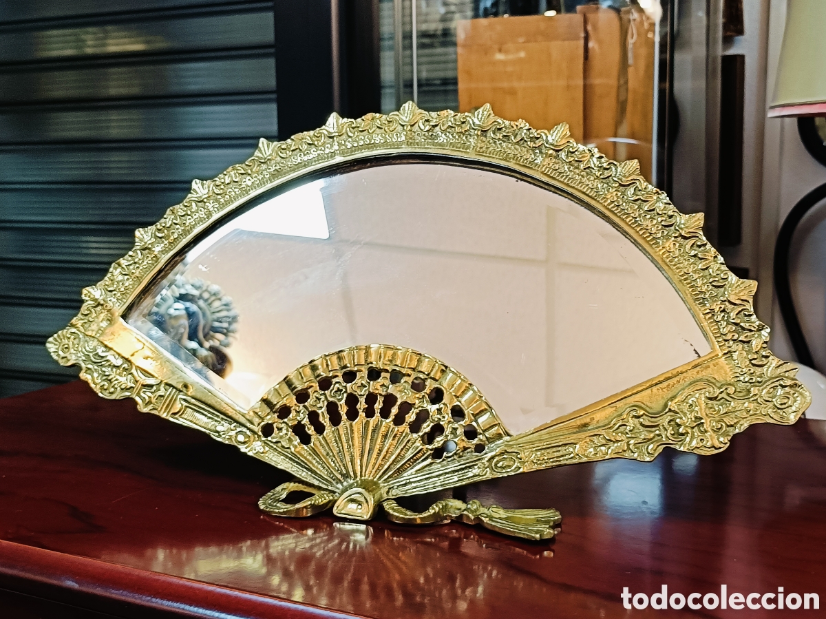 Antig&uuml;edades: ABANICO EN BRONCE CON ESPEJO BISELADO - Foto 2