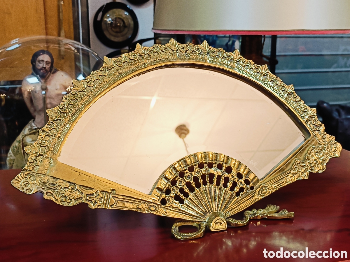 Antig&uuml;edades: ABANICO EN BRONCE CON ESPEJO BISELADO - Foto 3