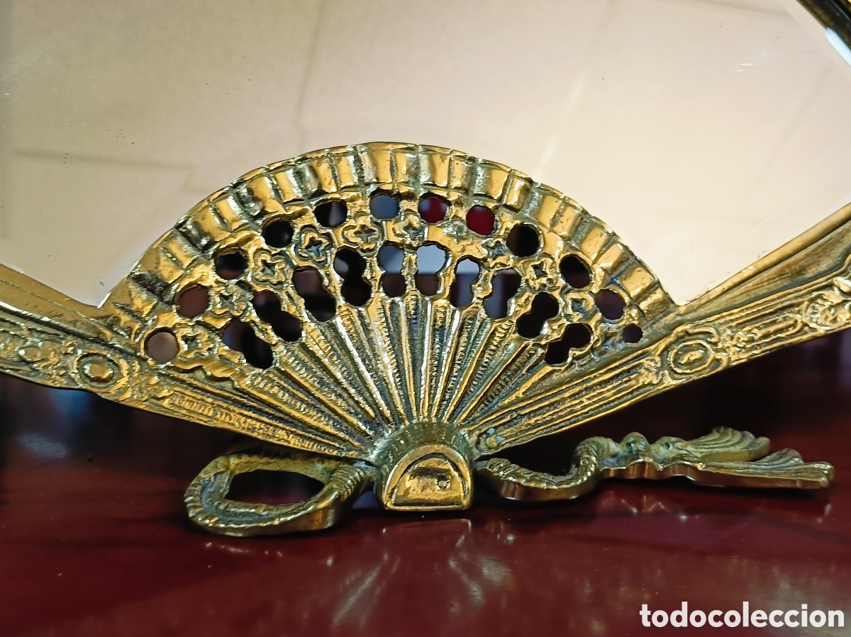 Antig&uuml;edades: ABANICO EN BRONCE CON ESPEJO BISELADO - Foto 4