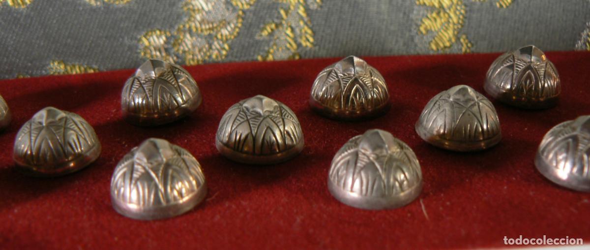 Antig&uuml;edades: ANTIGUOS BOTONES DE PLATA - 16 botones - Foto 3