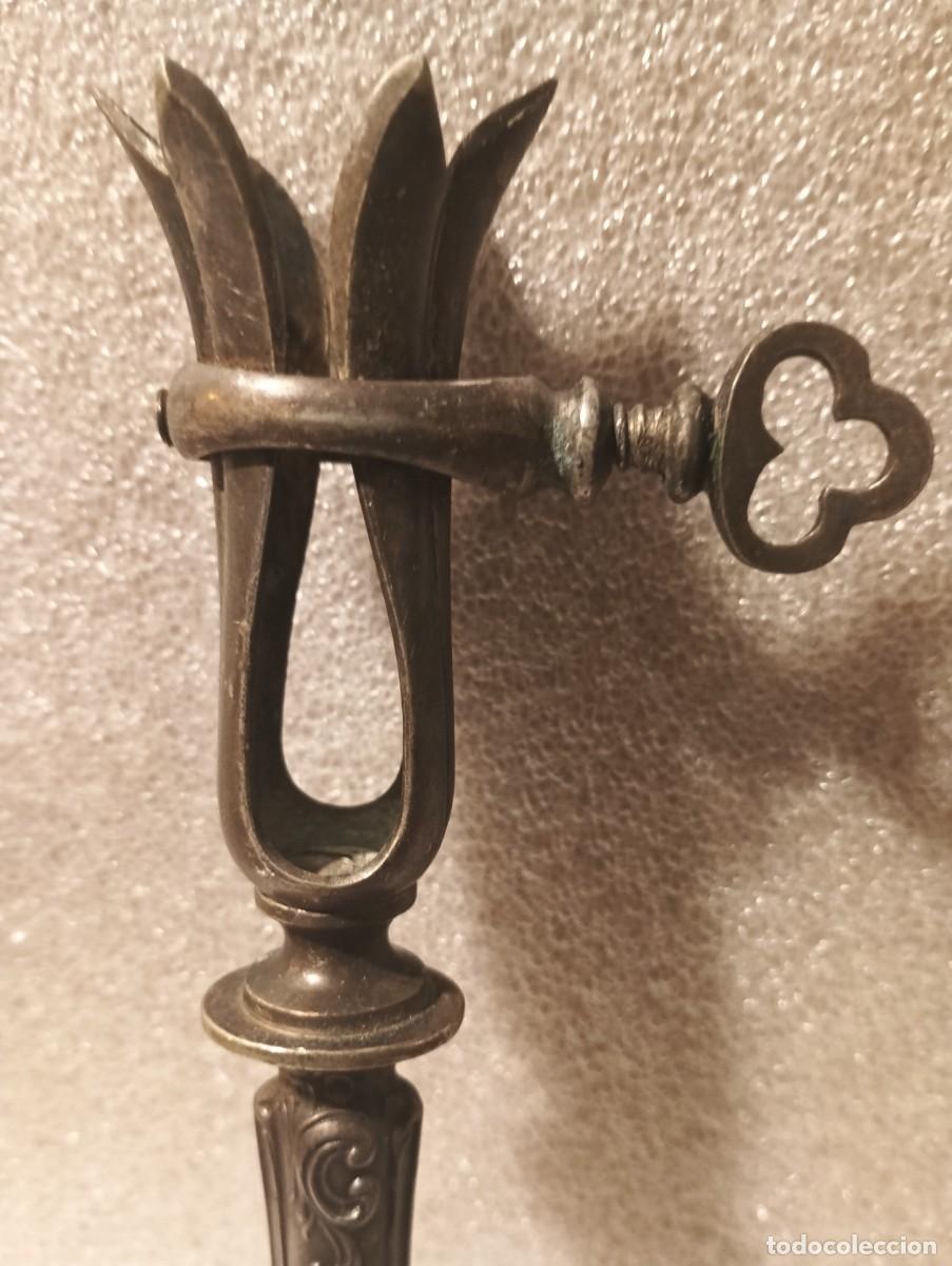 Antig&uuml;edades: MANGO PINZA MUSLOS-ANTIGUO. - Foto 1