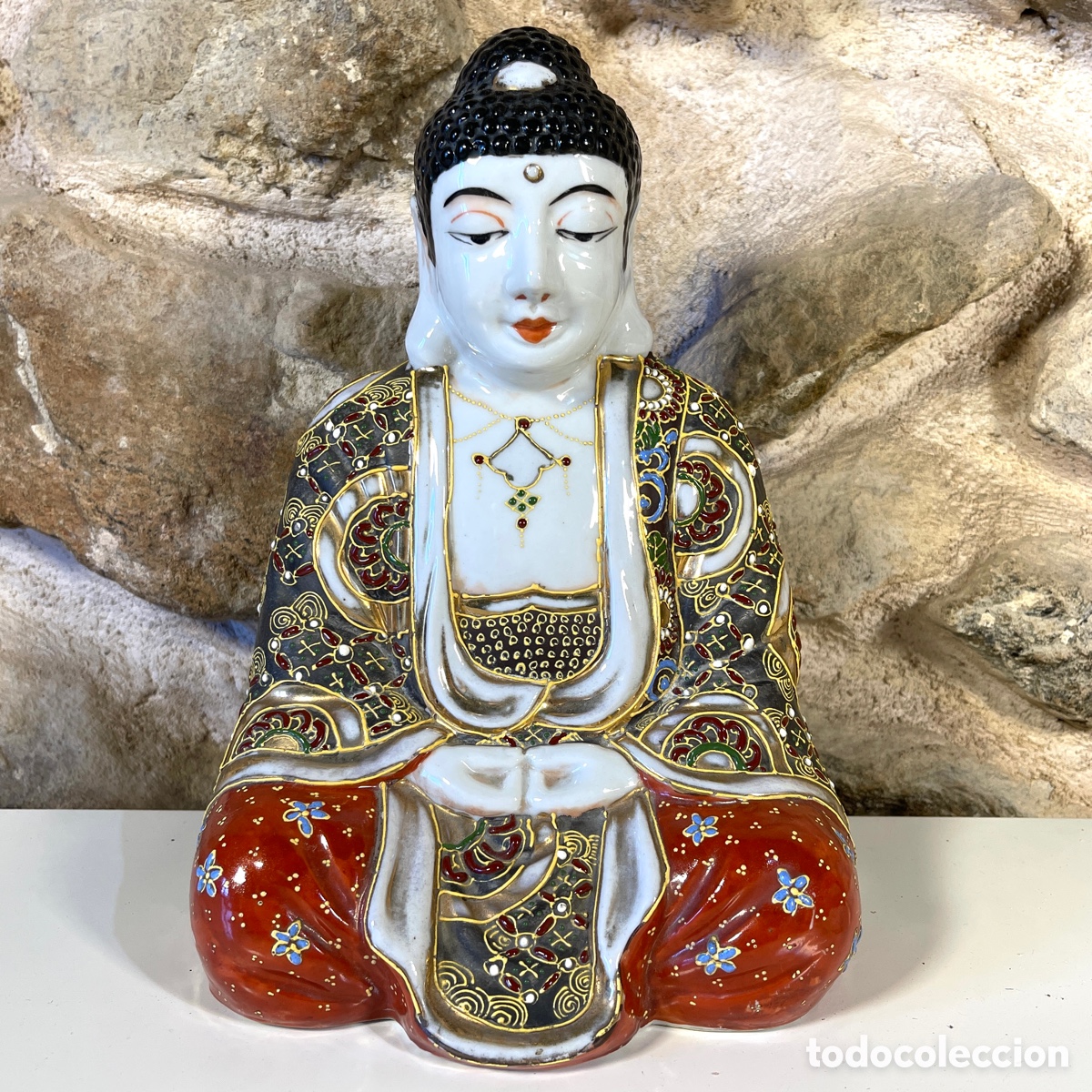Oggetti Antichi: Antiguo Buda en porcelana de Satsuma - Gran tama&ntilde;o 26cm- Jap&oacute;n siglo XIX - XX