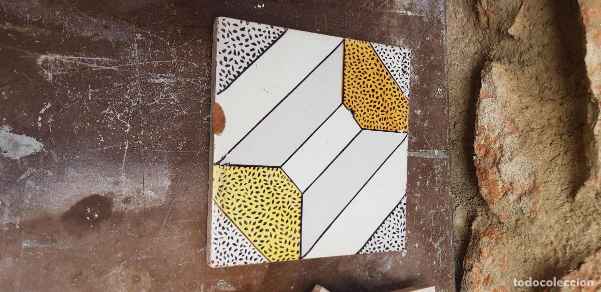 Antig&uuml;edades: AZULEJO VALENCIANO 20X20CM LA PRIMITIVA - Foto 1