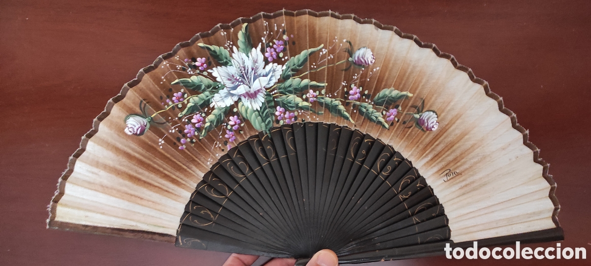 Antig&uuml;edades: Antiguo abanico espa&ntilde;ol de madera - Foto 4