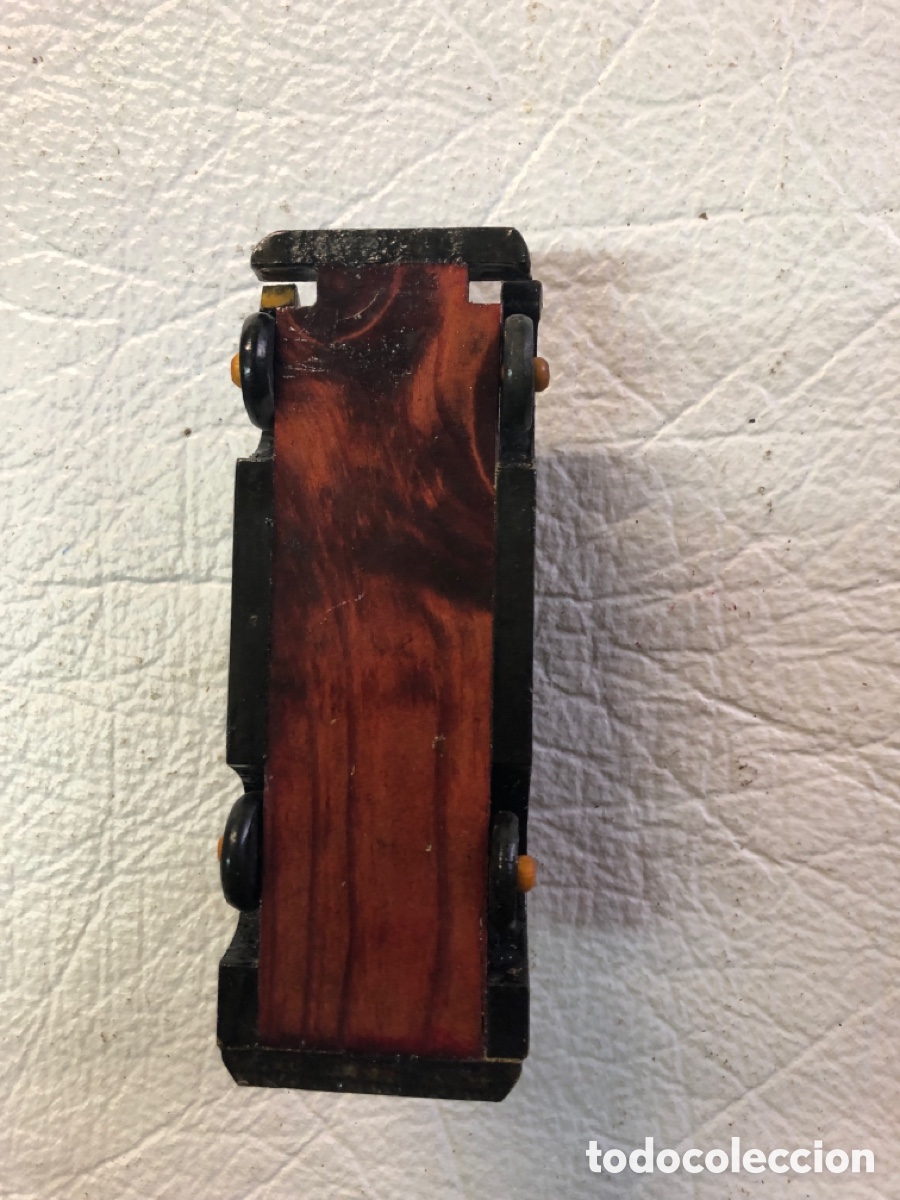 Antig&uuml;edades: Coche de madera medida 14 cm - Foto 3
