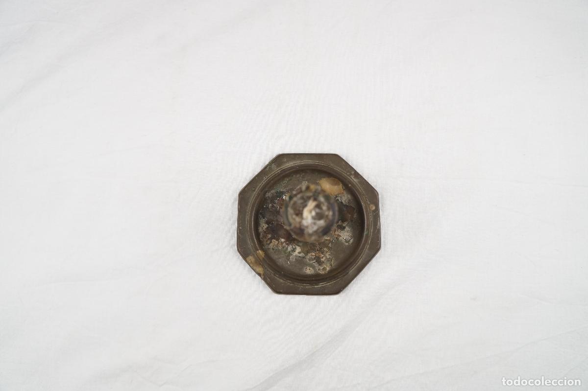 Antig&uuml;edades: CANDELERO DE BRONCE. SIGLO XVII. - Foto 3
