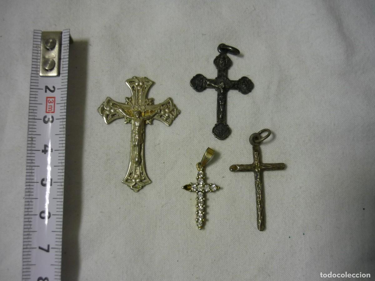 Antig&uuml;edades: 4 crucifijos de plata - Foto 2