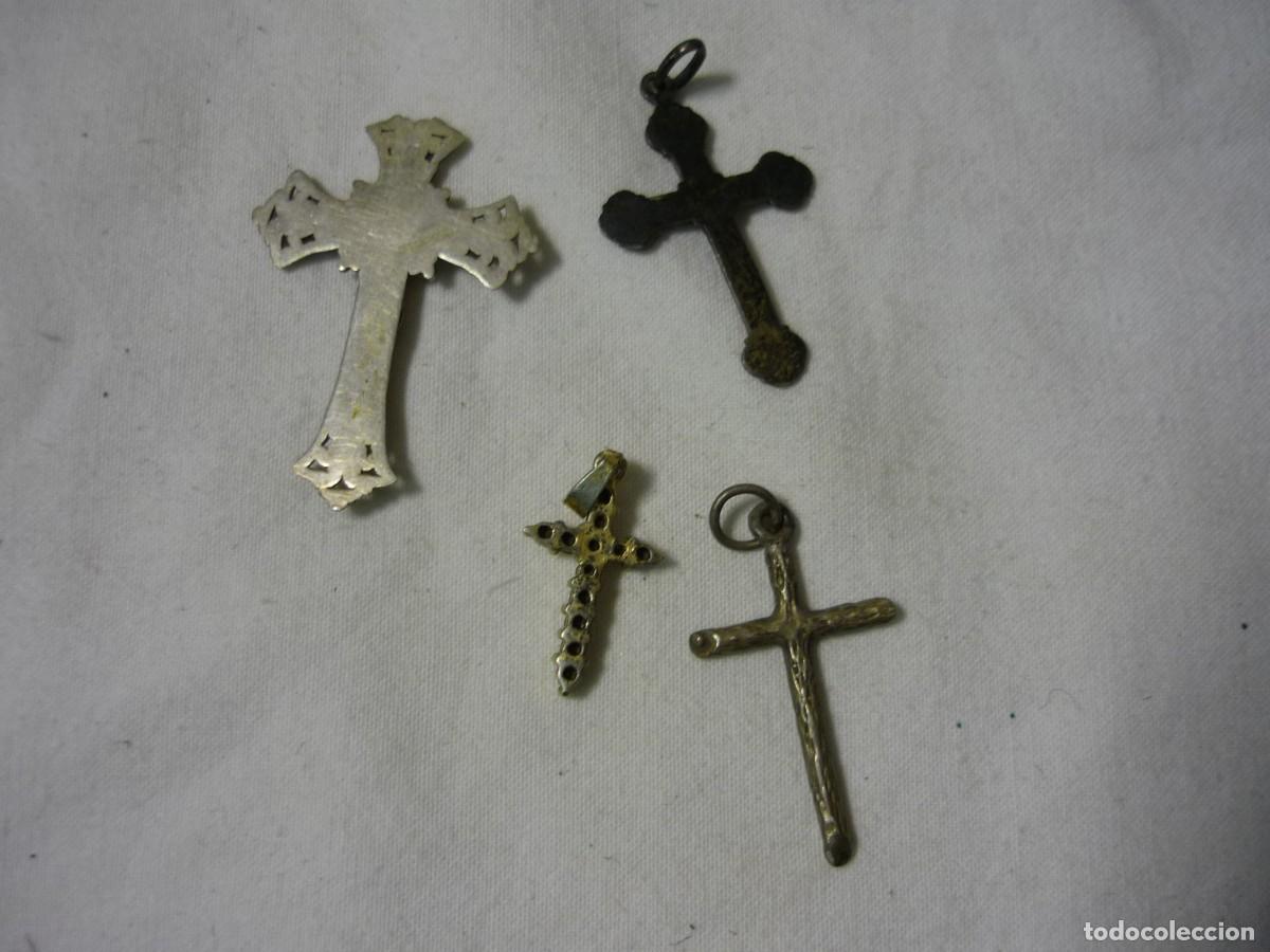 Antig&uuml;edades: 4 crucifijos de plata - Foto 3