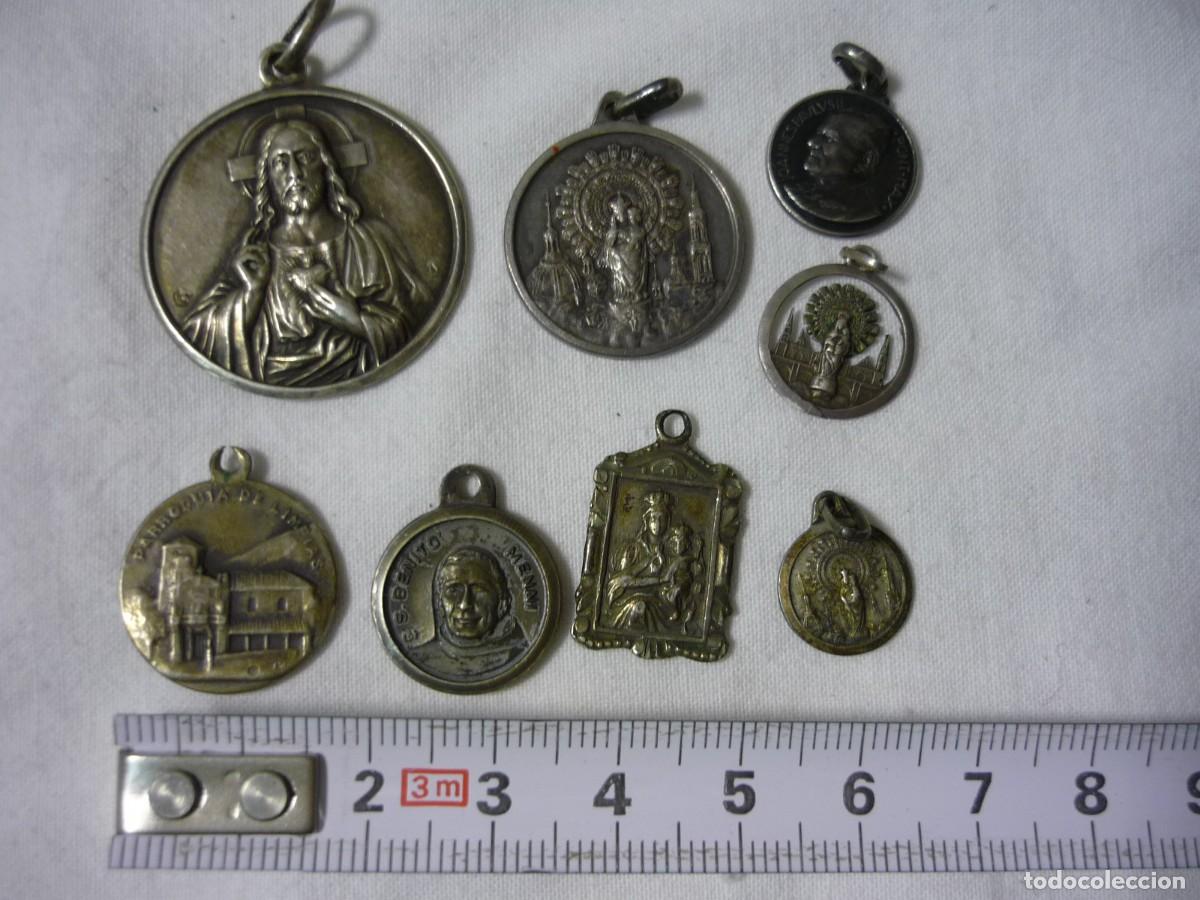 Antig&uuml;edades: 8 medallas religiosas de plata - Foto 2