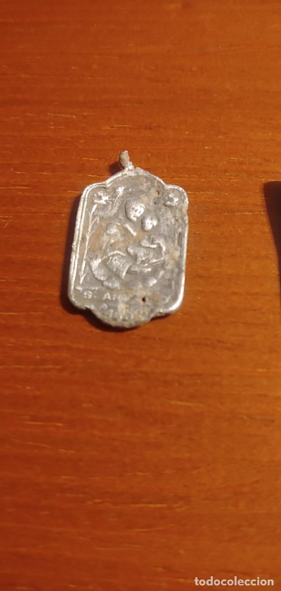 Antig&uuml;edades: DOS ANTIGUAS MEDALLAS DE ALUMINIO. - Foto 4