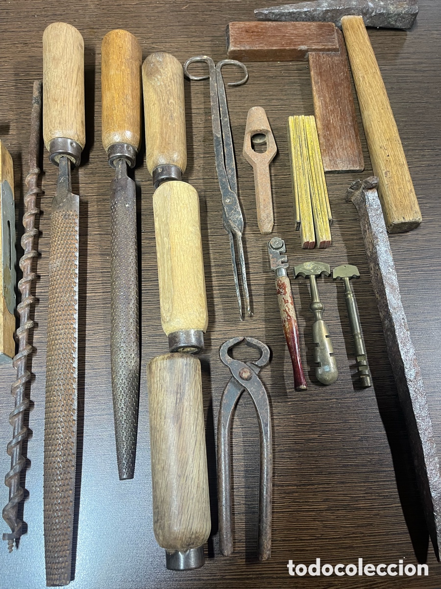 Antig&uuml;edades: HERRAMIENTAS ANTIGUAS CON MALETA - Foto 4