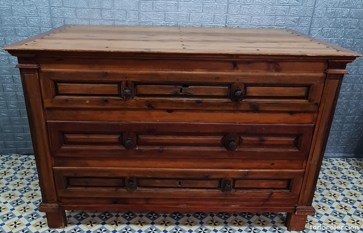 Antig&uuml;edades: C&oacute;moda de sacrist&iacute;a S.XVIII - Foto 5
