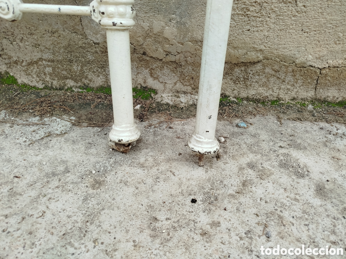 Antig&uuml;edades: Cama antigua de hierro y cobre - Foto 6