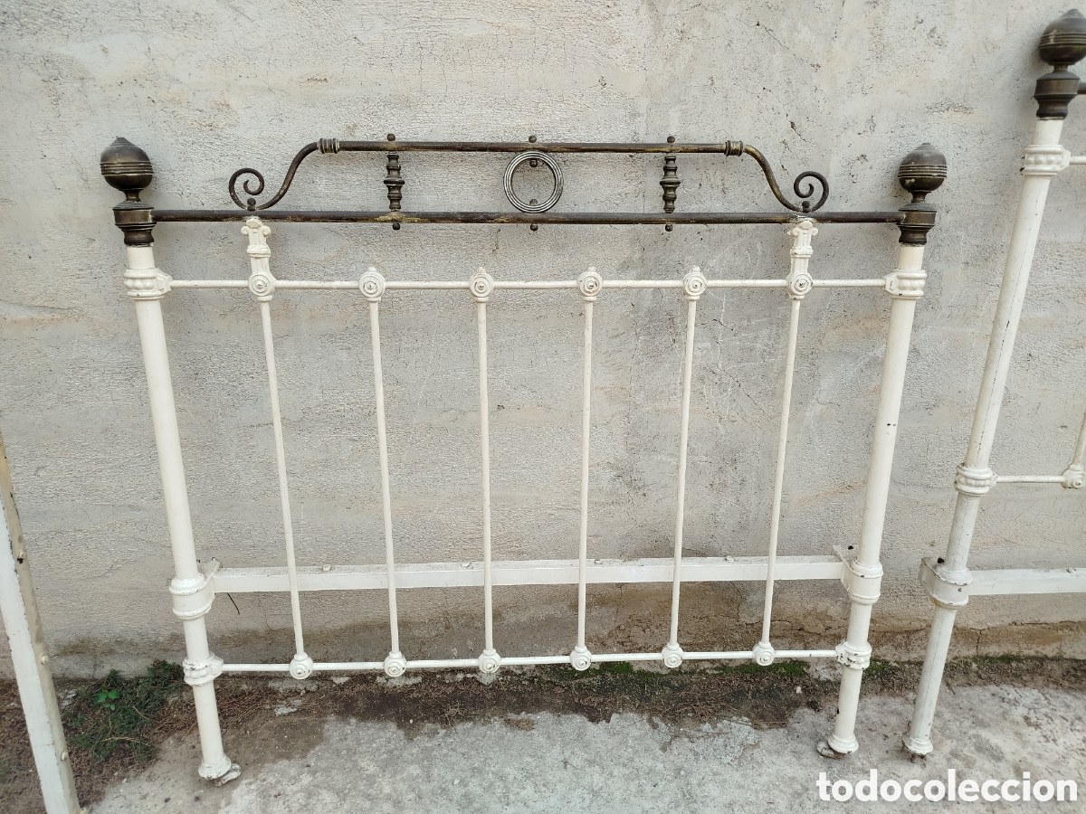 Antig&uuml;edades: Cama antigua de hierro y cobre - Foto 1