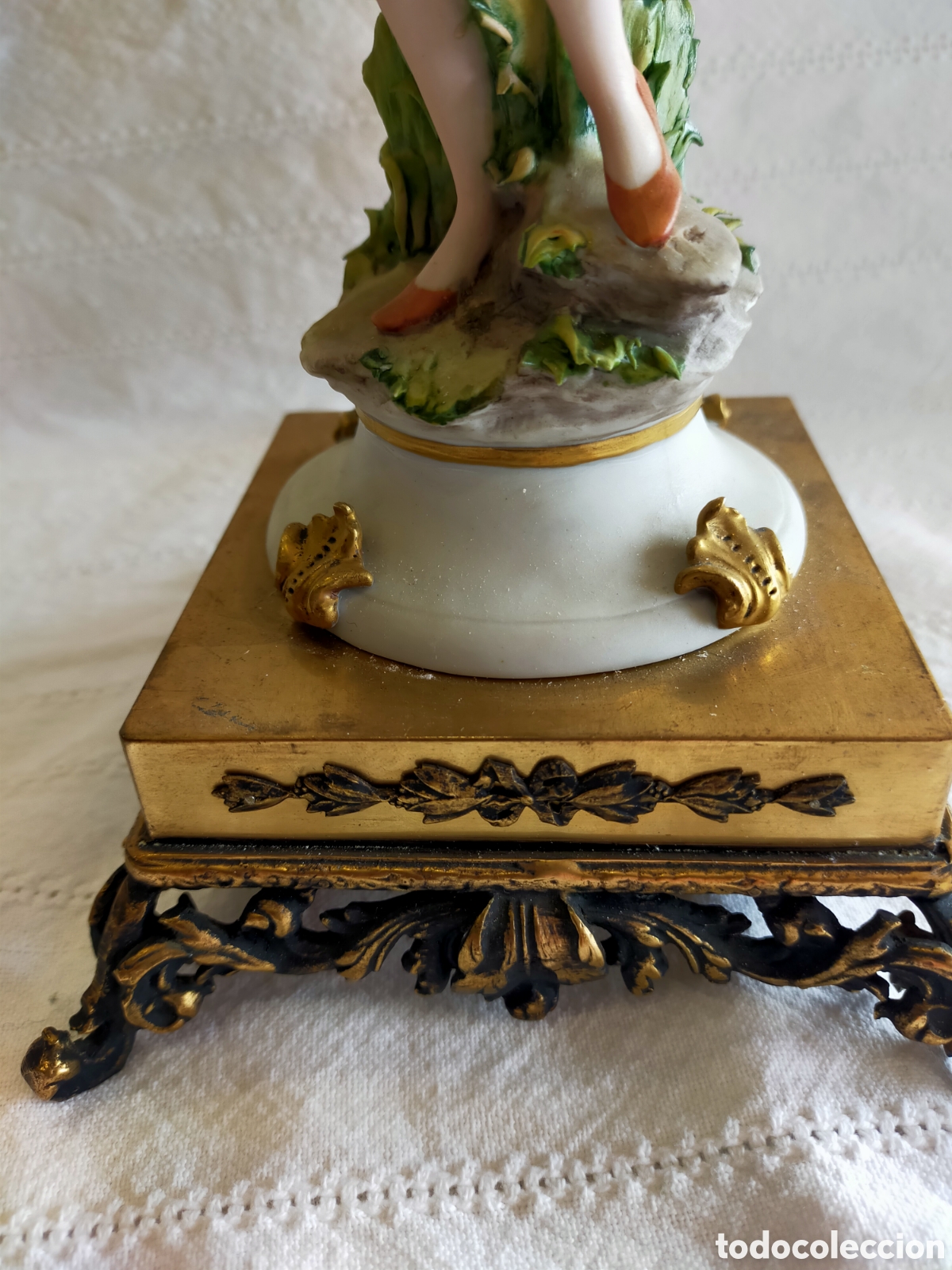 Antig&uuml;edades: Figura porcelana Capodimonte - Foto 5