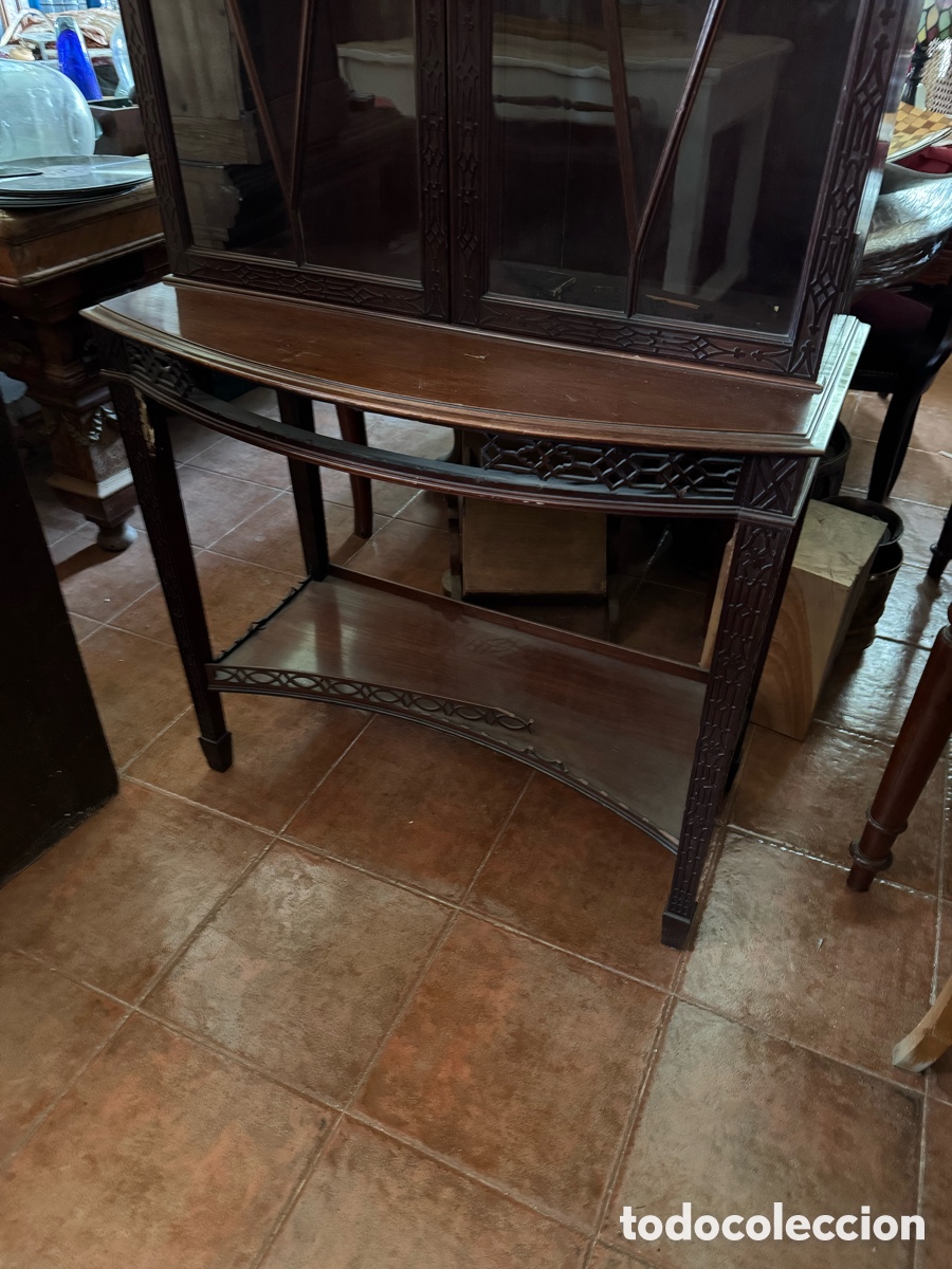 Antig&uuml;edades: Vitrina china en madera de caoba - Foto 4