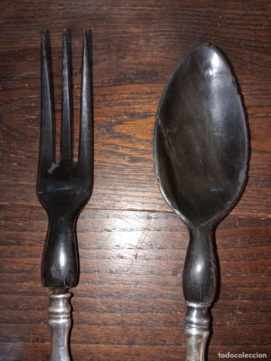 Antig&uuml;edades: Cubiertos de servir siglo XIX - Foto 2