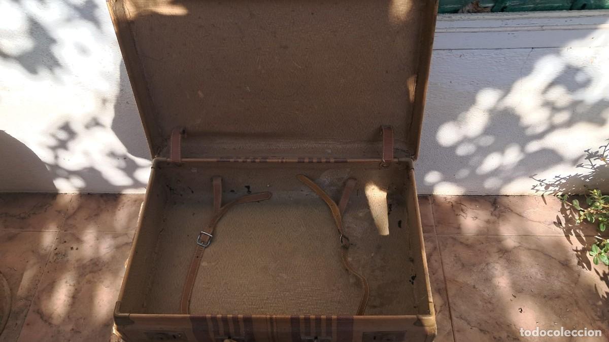 Antig&uuml;edades: DOS ANTIGUAS Y VIEJAS MALETAS - Foto 18