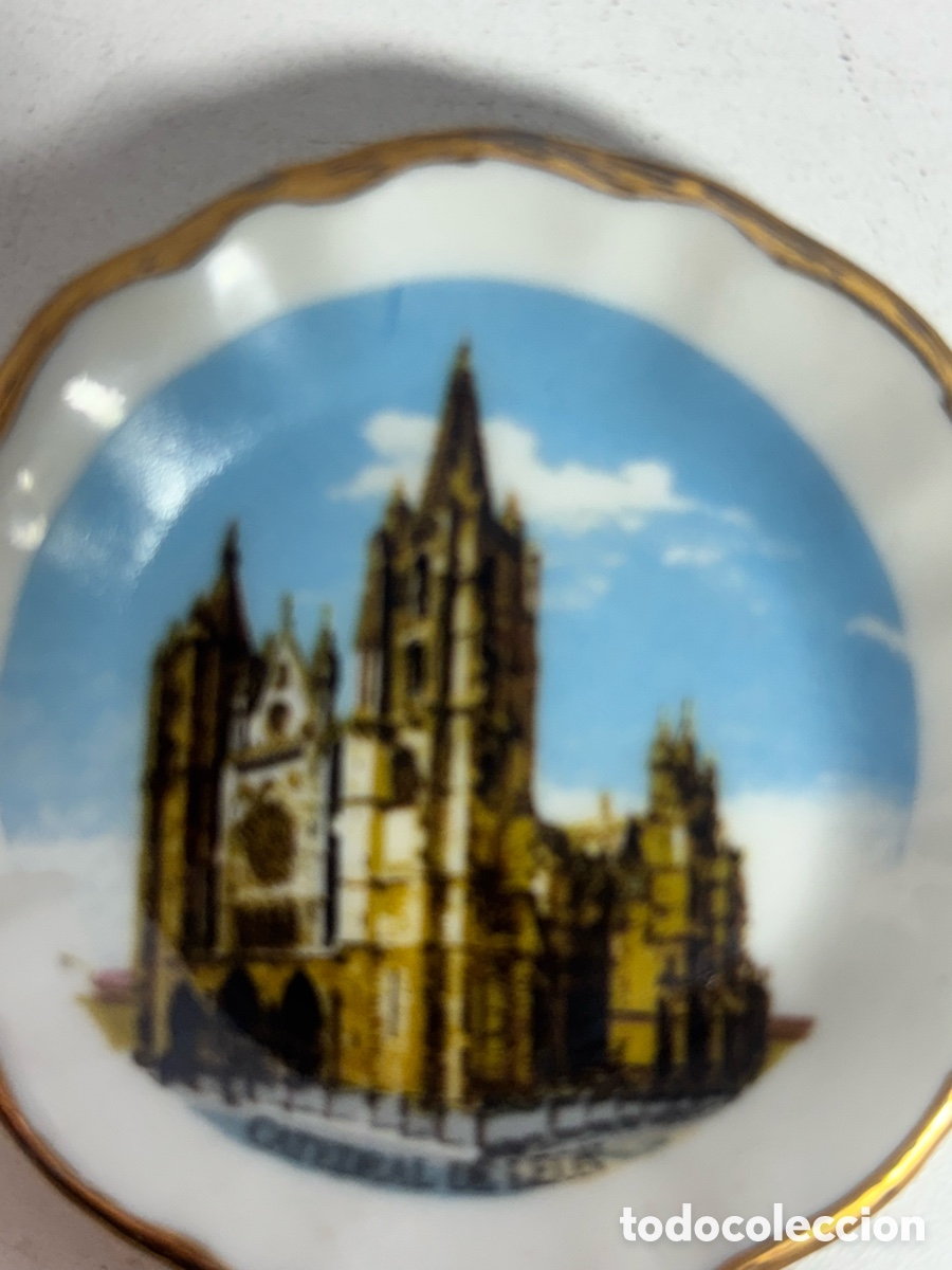Antig&uuml;edades: Plato porcelana catedral de Le&oacute;n - Foto 2