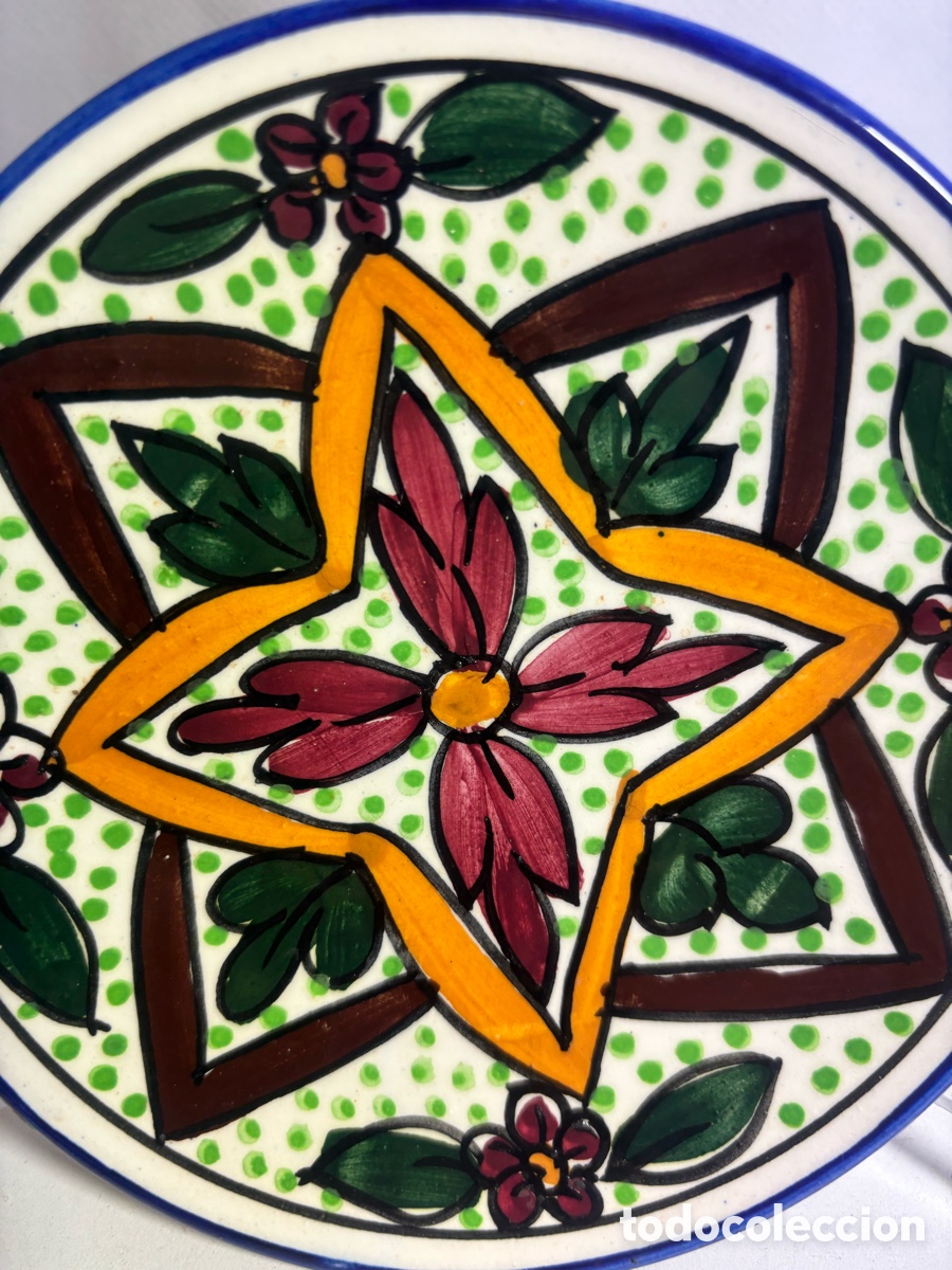 Antig&uuml;edades: Plato de cer&aacute;mica decorado - Foto 2