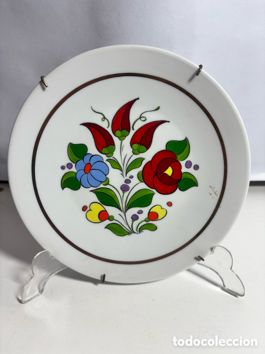 Antig&uuml;edades: Plato de porcelana decorado - Foto 1