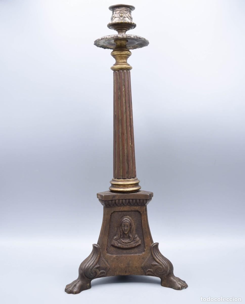 Antig&uuml;edades: Candelero bronce / lat&oacute;n - Religioso - Foto 4