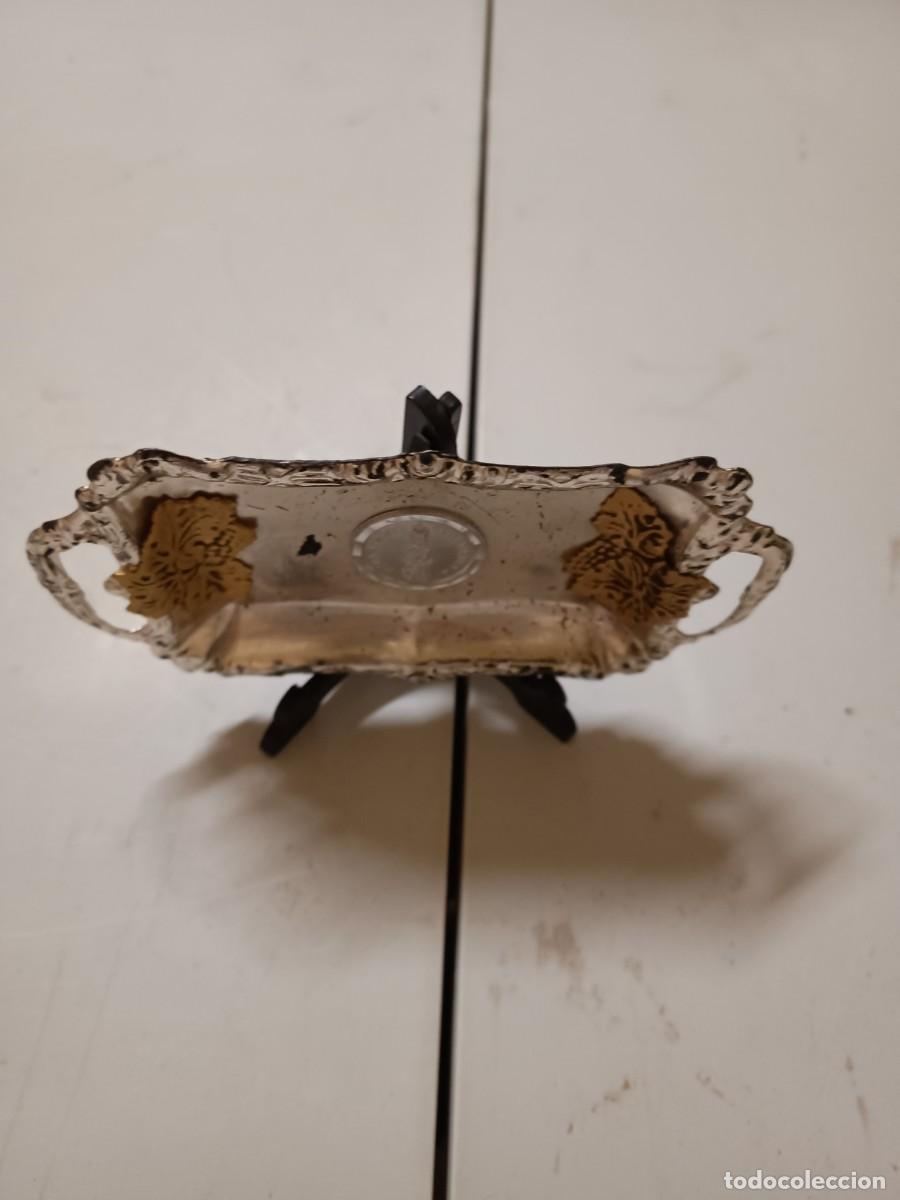 Antig&uuml;edades: Bandeja de la Virgen de Valvanera - Foto 3