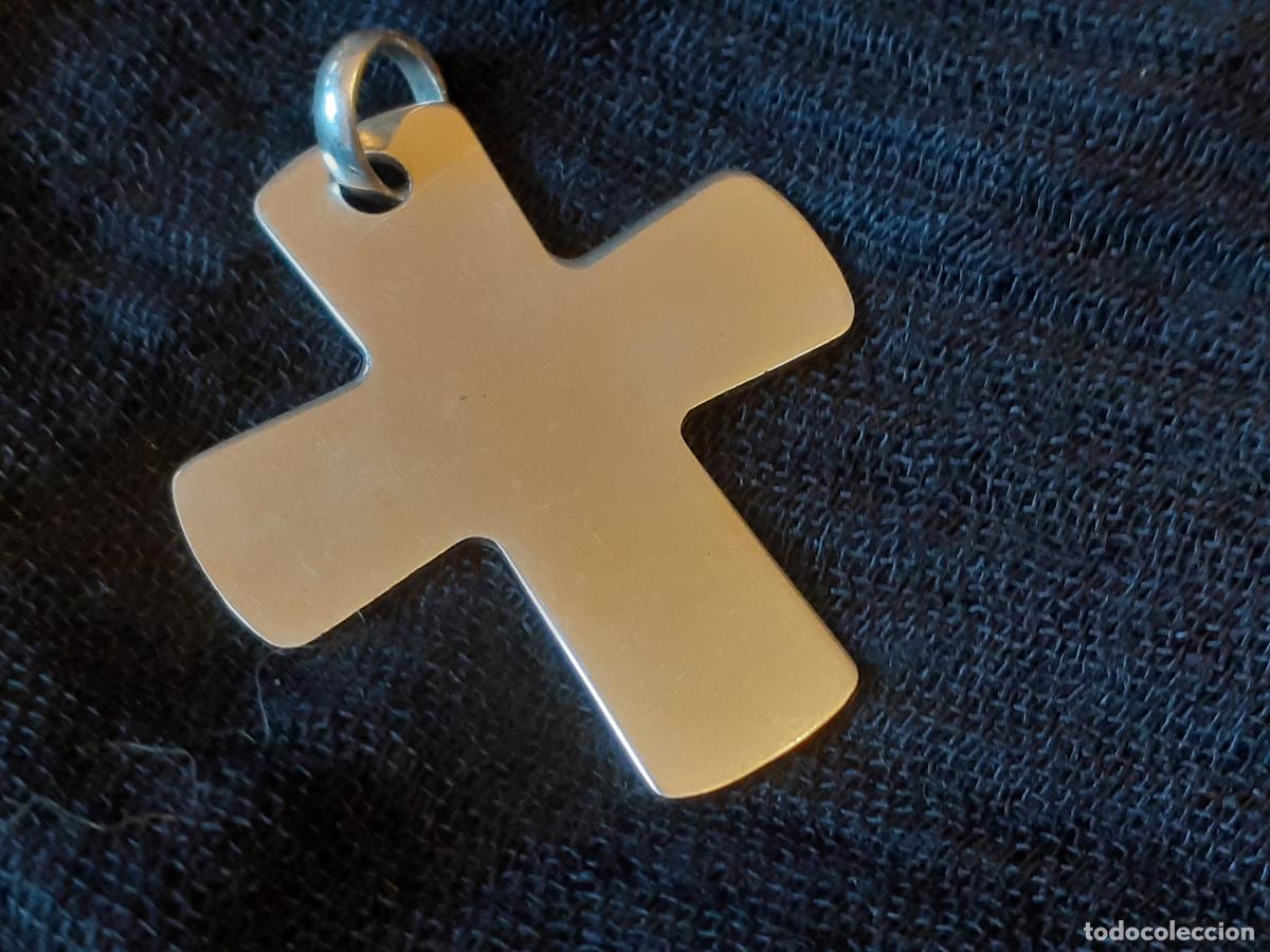 Antig&uuml;edades: Cruz de plata de dise&ntilde;o - Foto 1