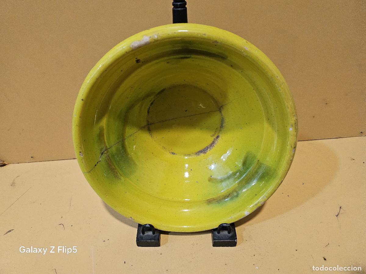 Antig&uuml;edades: lebrillo de ceramica amarilla - Foto 1
