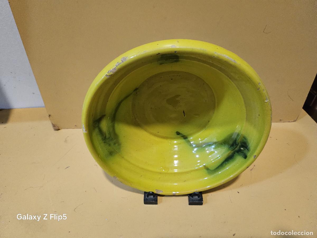 Antig&uuml;edades: lebrillo de ceramica amarilla - Foto 3