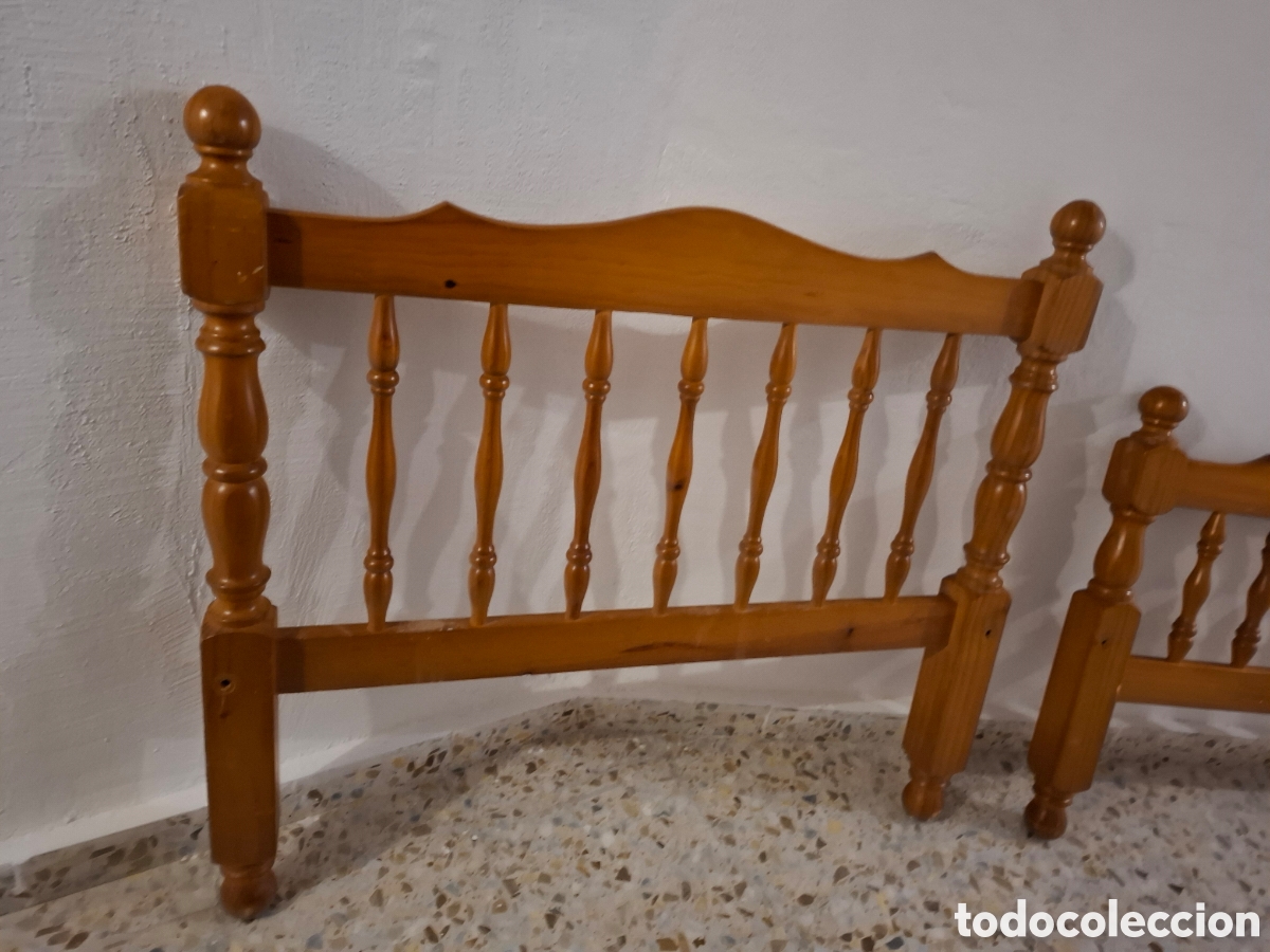 Antig&uuml;edades: Cabecero y pie madera pino 90 - Foto 5