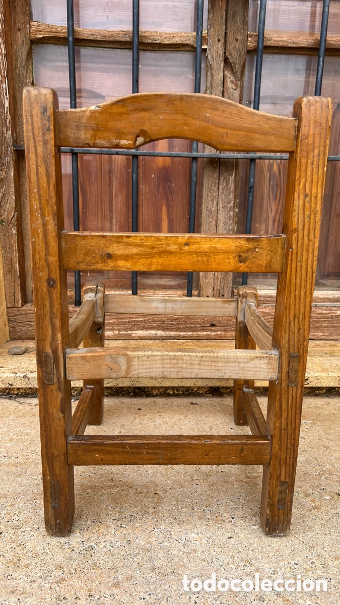 Antig&uuml;edades: Antigua silla peque&ntilde;a de madera - Foto 3