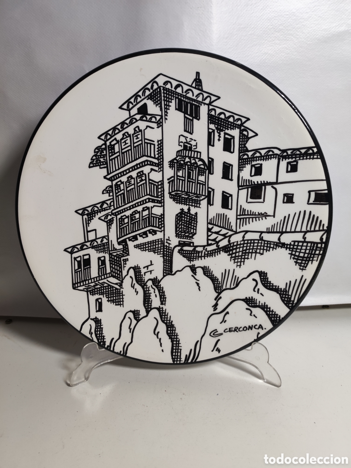 Antig&uuml;edades: Plato de cer&aacute;mica firmado cerconca - Foto 1